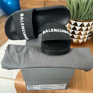 Balenciaga Pool Slides